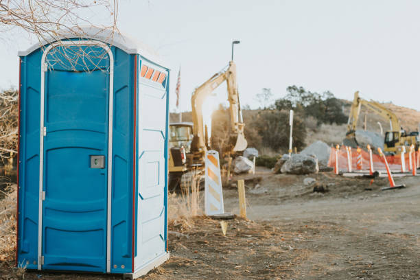 Best Luxury portable toilet rental  in North Madison, OH